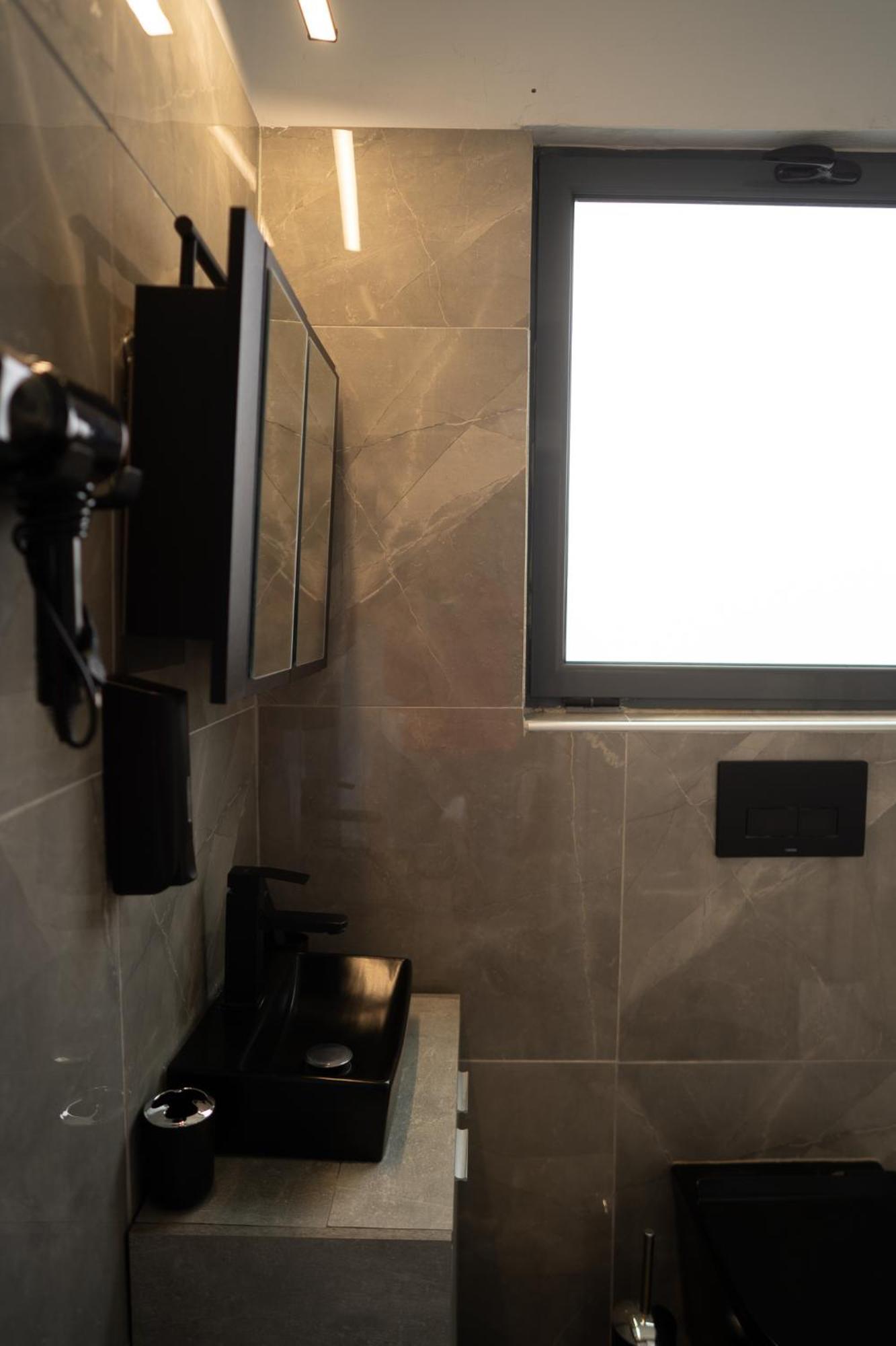Loft Life Studio Mytilene View Buitenkant foto