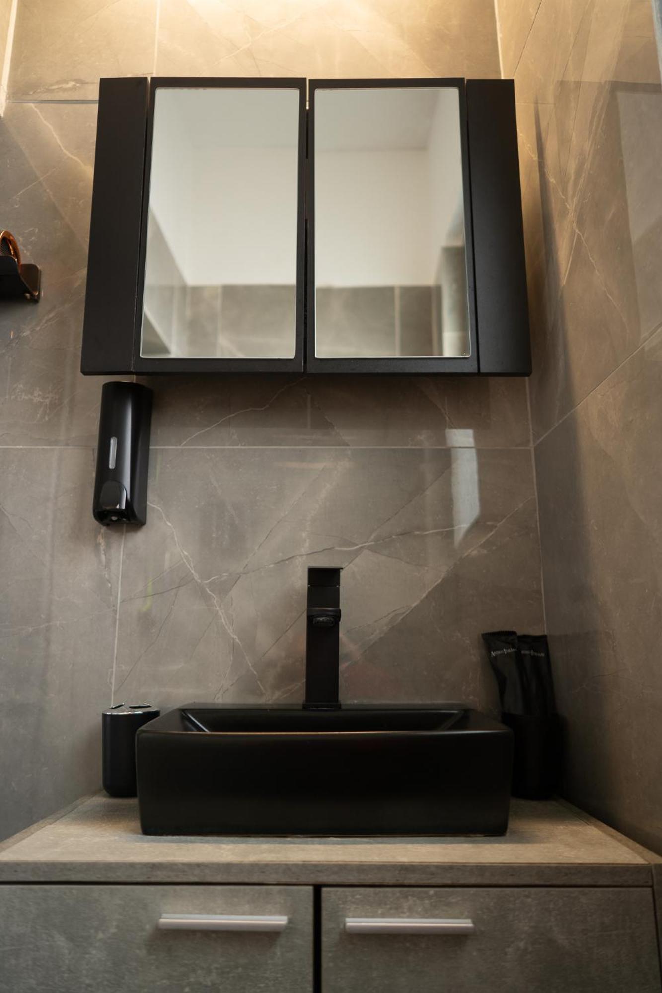 Loft Life Studio Mytilene View Buitenkant foto